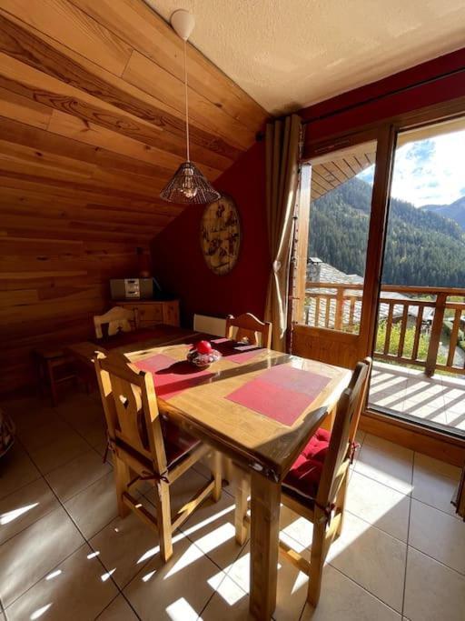 T3 Champagny-En-Vanoise Avec Terrasse Plein Sud La Plagne Exteriör bild